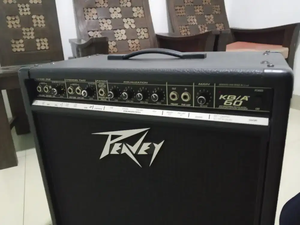 Salon Speaker Aktif PEAVEY LEGENDARIS (JOSSSSS)