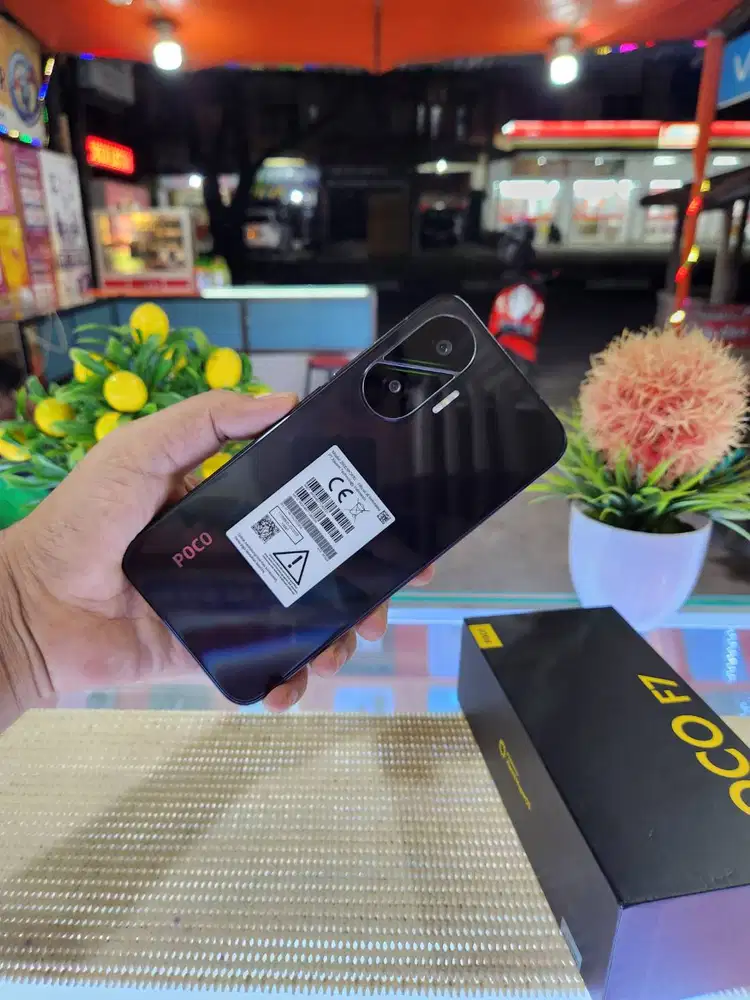 Poco F7 5G Ram 12Gb/ 512Gb Fullset Original 100% Like New Bergaransi