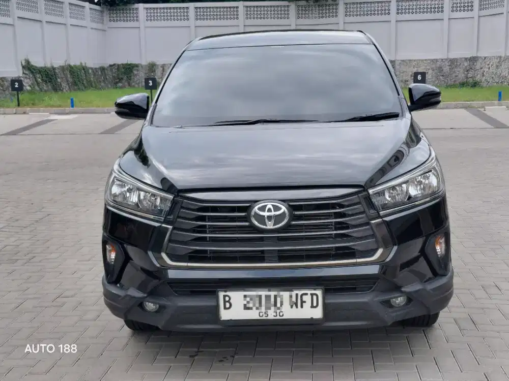 (LIKE NEW) TOYOTA KIJANG INNOVA G 2.4 DIESEL AT TAHUN 2025