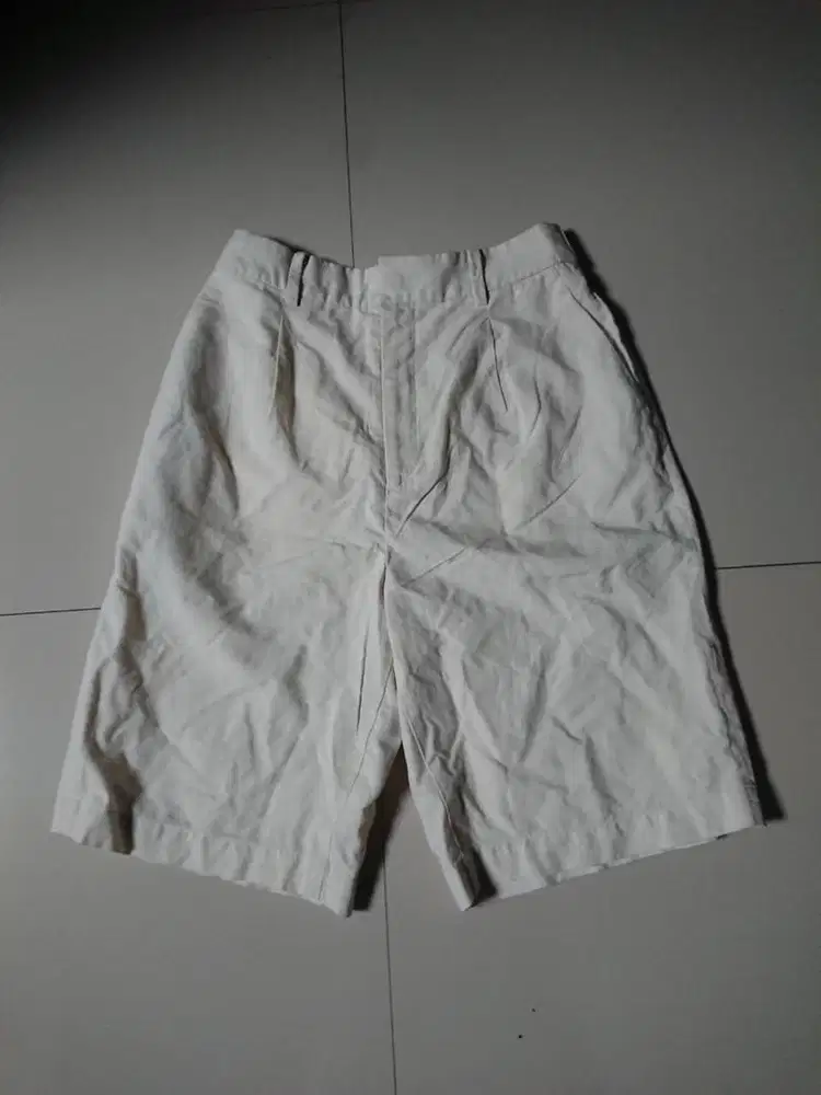 celana uniqlo pendek