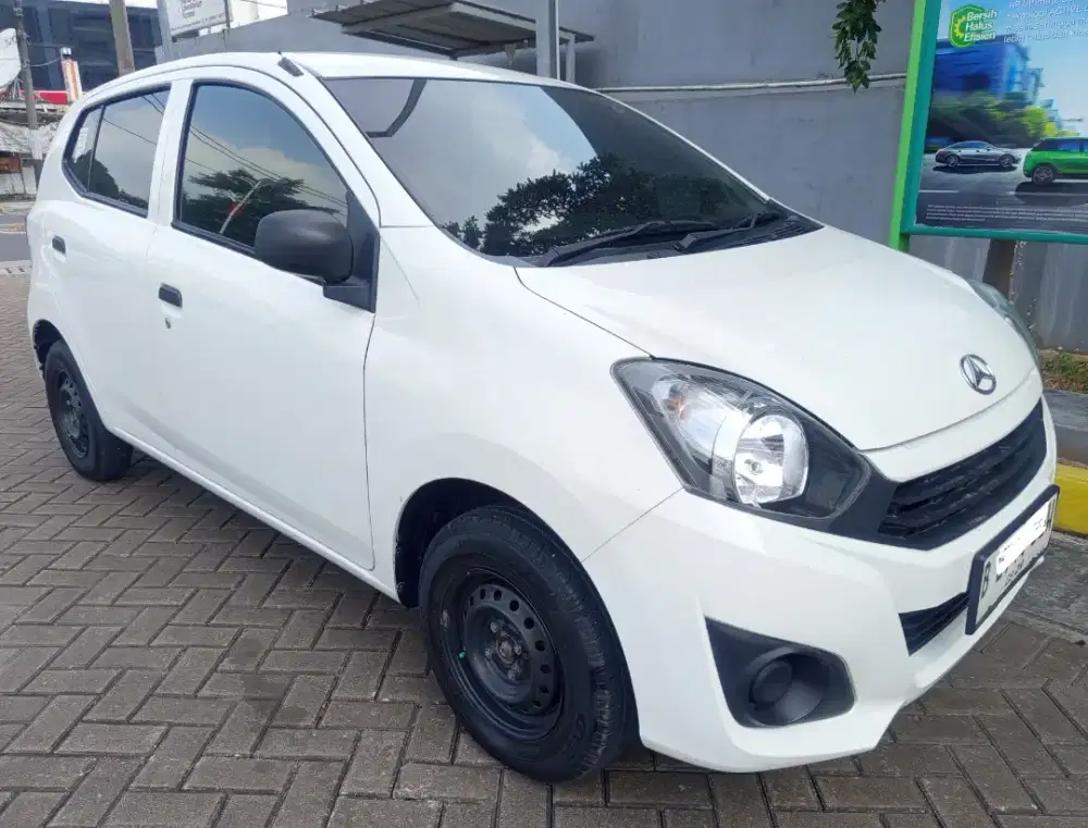 Cash 2023 Daihatsu AYLA D manual low km