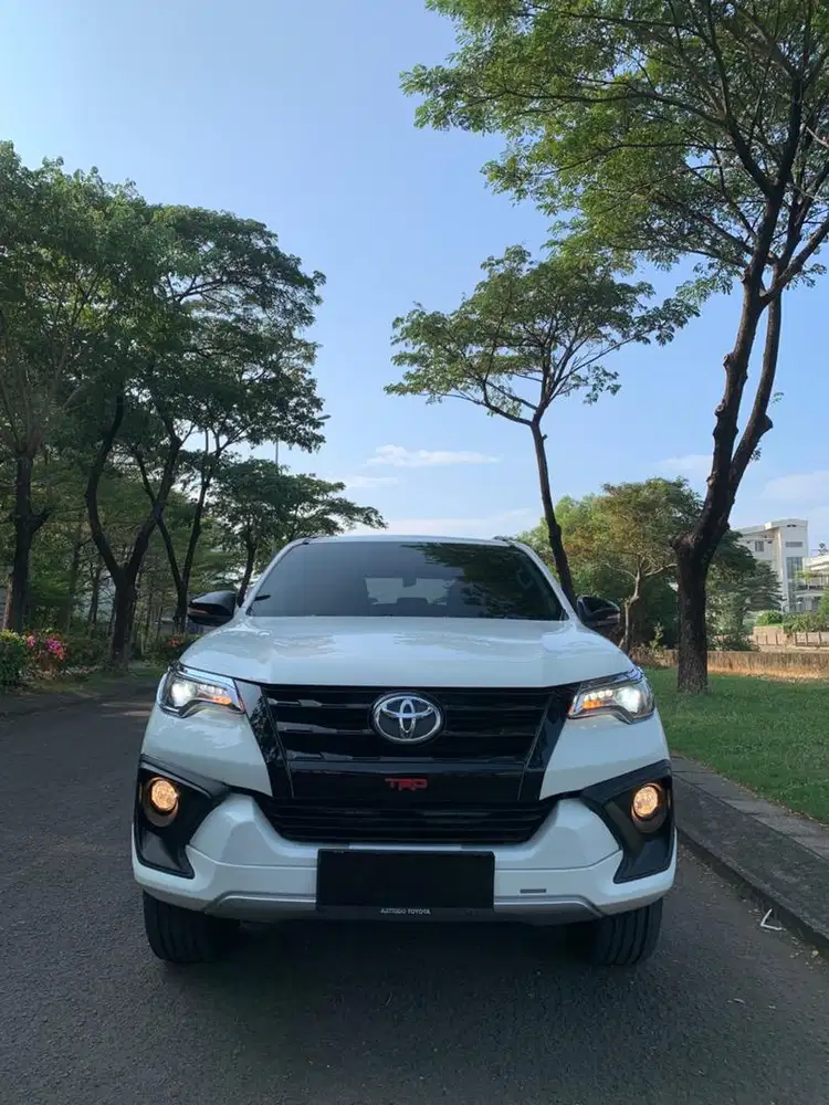 Fortuner Vrz Trd 2017 murah siap pakai!!
