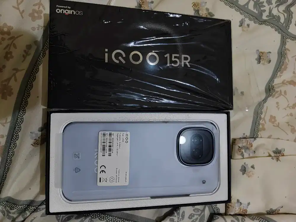 Iqoo 15r 8/256 like new