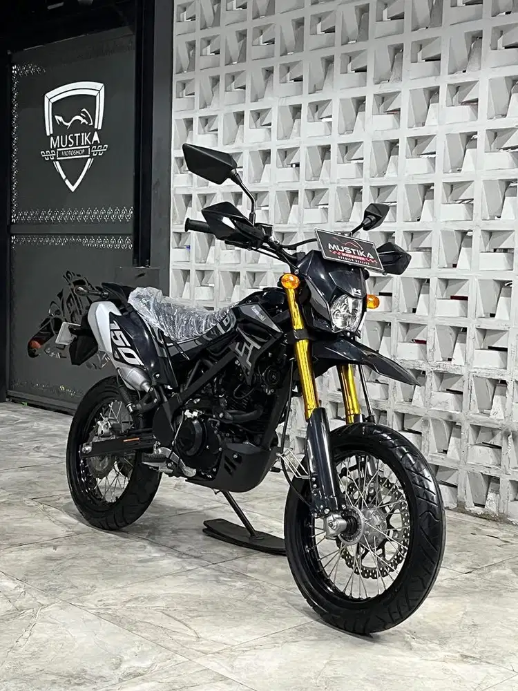 Stok Terbatas!!Kawasaki DTracker 150 th 2023 - Ayu Mustika
