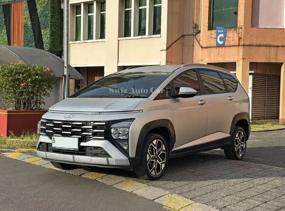 KM 30rb 2023 Hyundai StargazerX 1.5 Prime AT Abu Doff Record Dp 39Jt