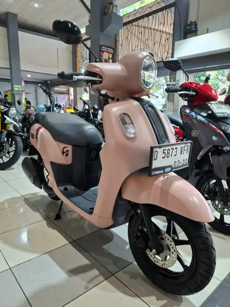 FAZZIO HYBRID LUX 2025, LIKE NEW, SRI SANJAYA MOTOR