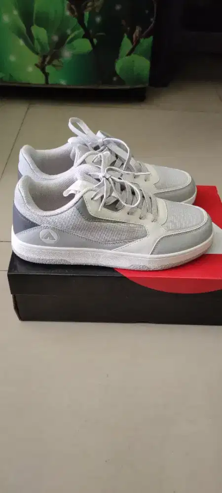 dijual sepatu airwalk, size 41 kondisi blm perna pakai dari baru