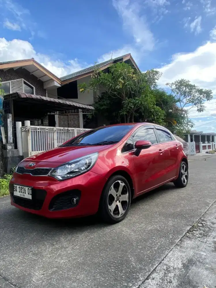 KIA Rio automatit bagus