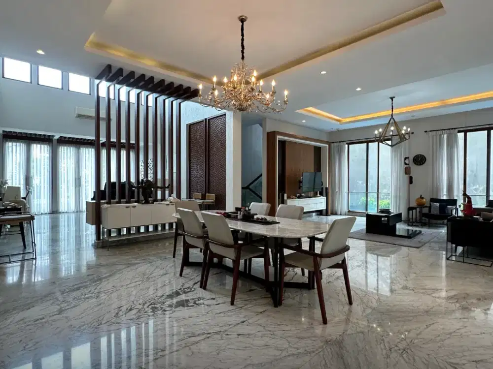 RUMAH MEWAH 3 LANTAI DHARMAWANGSA, KEBAYORAN BARU FULL ITALIAN MARBLE FLOOR