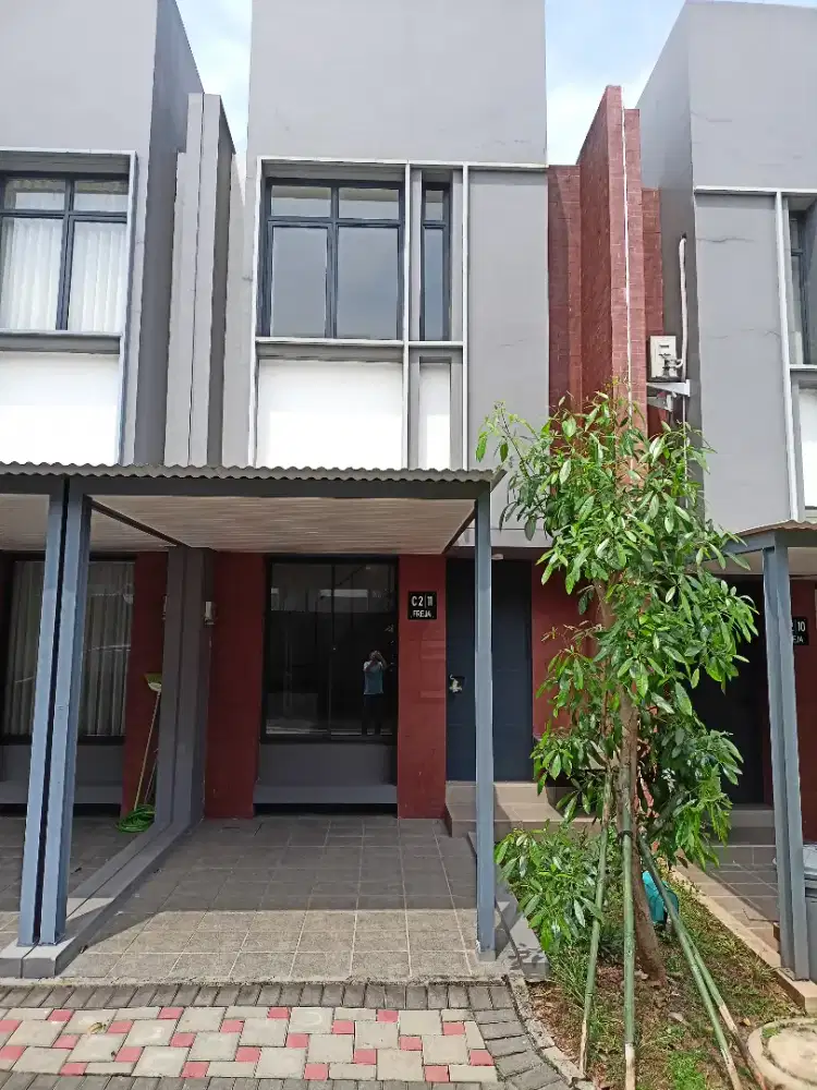Disewakan rumah minimalis, full furnished, dekat Mall Aeon dan tol.