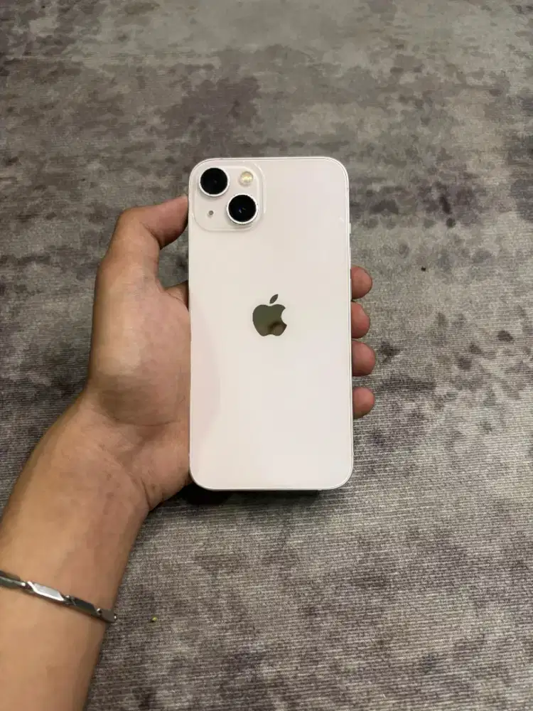 iPhone 13 256GB Like New