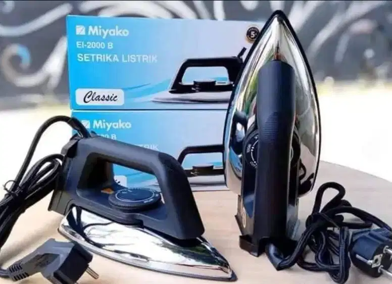 Setrika Electric Iron Miyako EI-2000 B