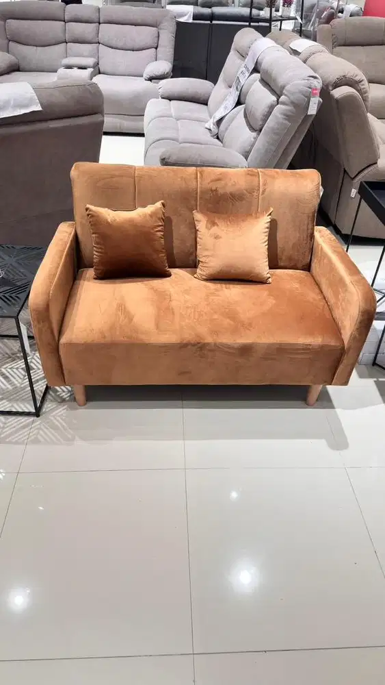 Sofa Minimalis Elegan