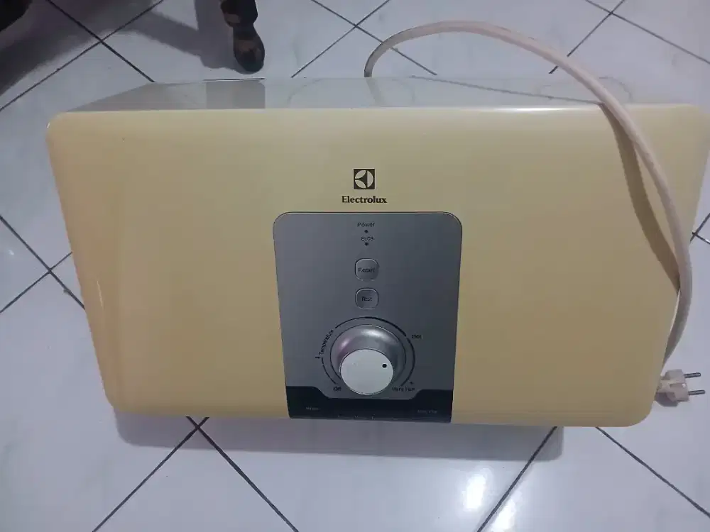 Water Heater Electrolux