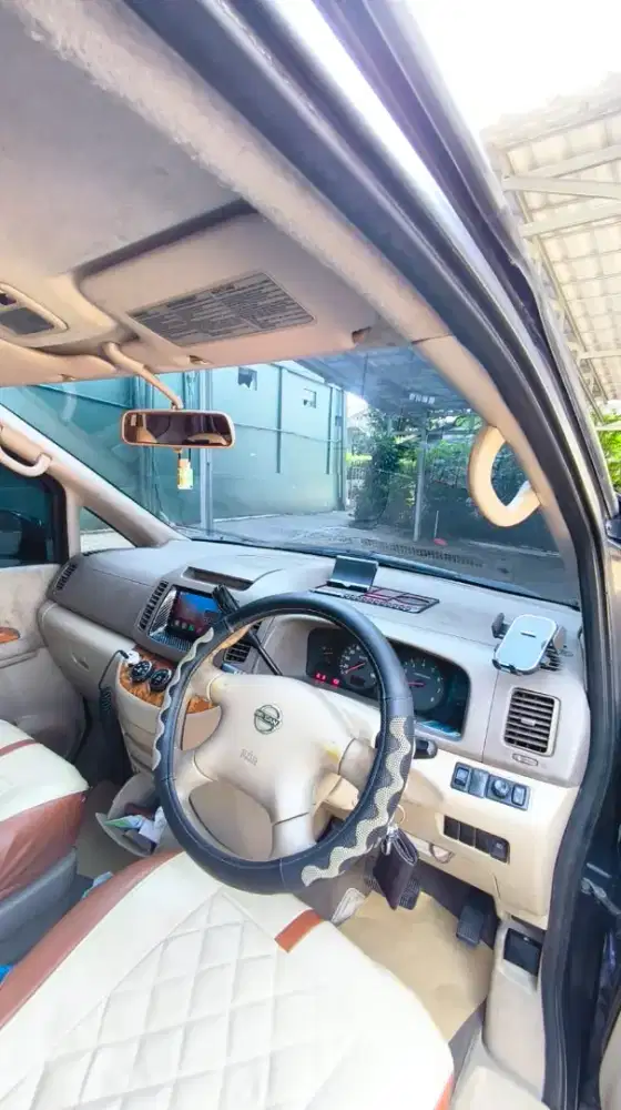 Mobil Keluarga Murah dan Nyaman