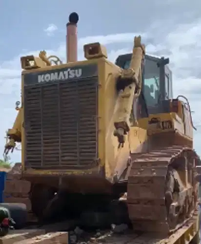 Dijual Bulldozer Komatsu Model D375A-6 Tahun 2011