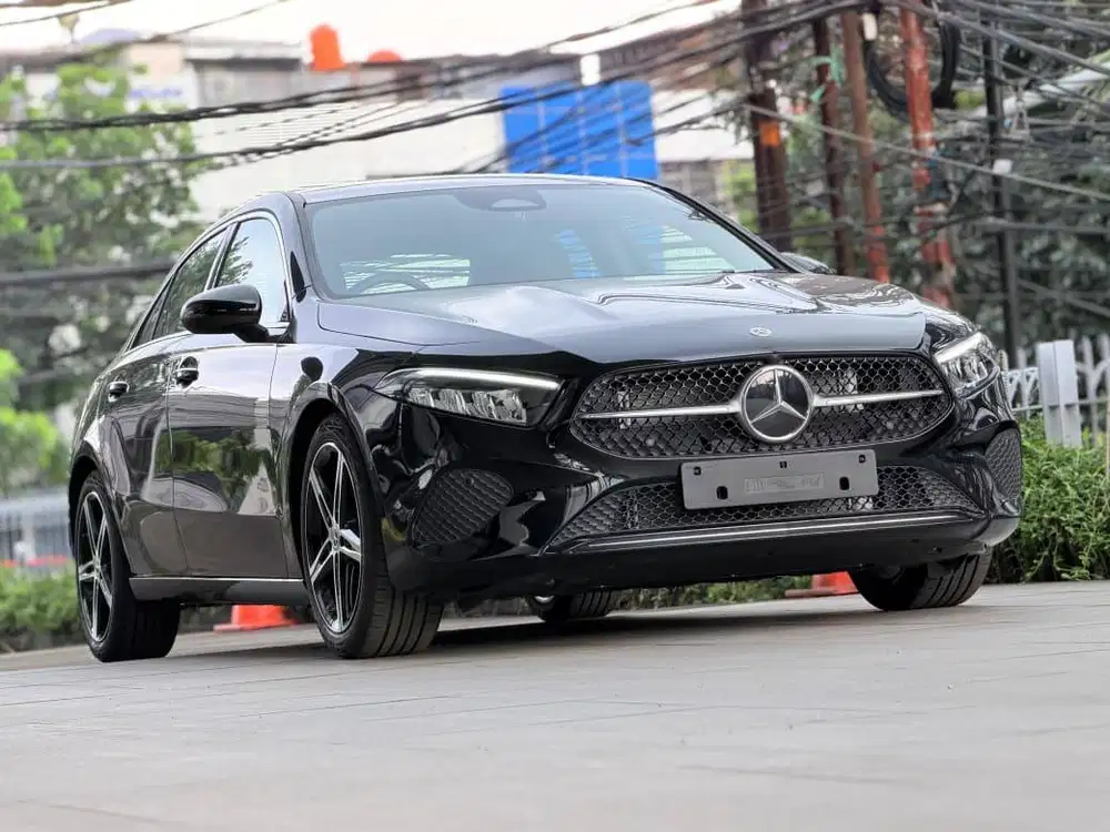 [Mobil Baru] A200 Progressive Line 2025 Mercedes Benz