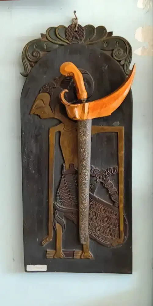 Blawong Keris Tua Antikan , ukiran kayu wayang puntodewo