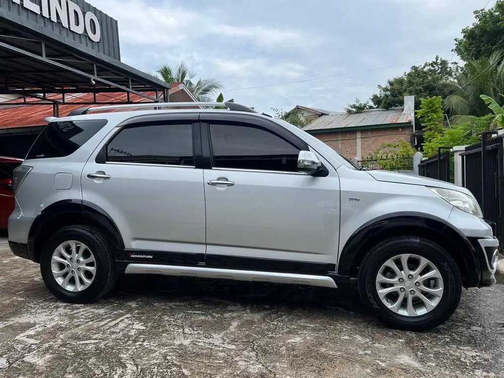 Terios TX Adventure Manual 2013 akhir kondisi istimewa