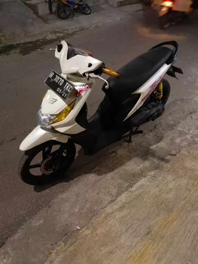 Motor baet karbu tahun 2011