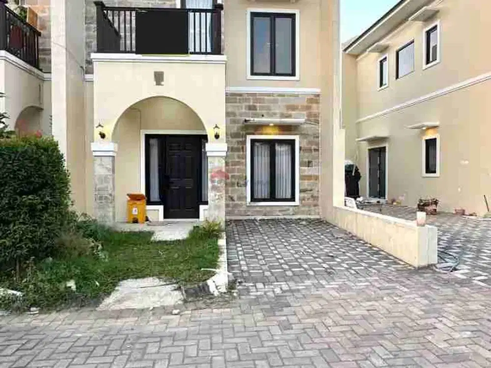 Rumah 3 Kamar 2 Lantai di Dalam Cluster di Dkt Sulfat Malang