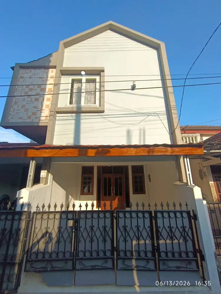 DIKONTRAKKAN RUMAH MINIMALIS 2 LANTAI (LOKASI STRATEGIS)