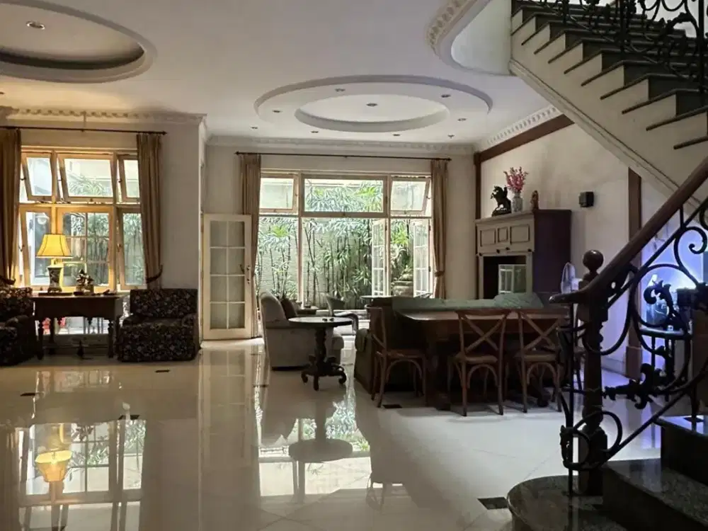 Dijual Villa Mewah Furnished Cemara Asri Dekat Jewel Garden & Citraland Sampali