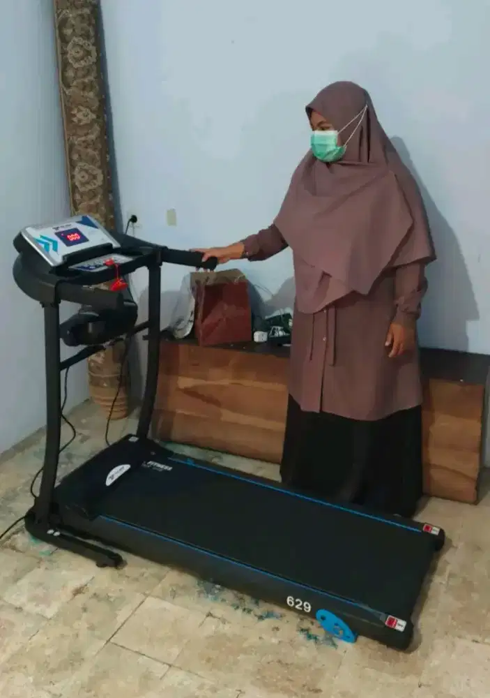 TREADMILL ELEKTRIK 2 FUNGSI MASSAGER TL 629 ALAT FITNESS BARU