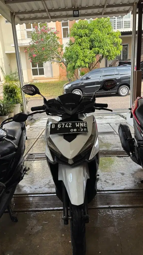 Dijual motor vario Fi 125 2015