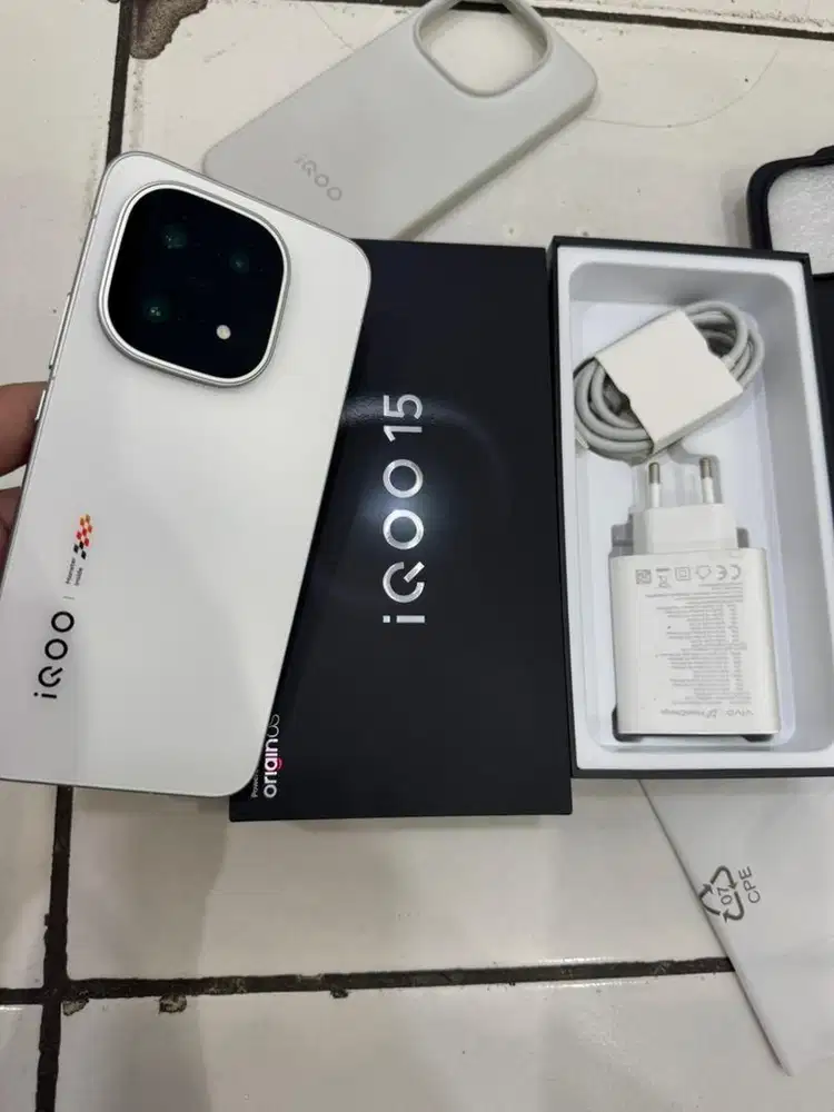 Di jual iqoo 15 16/1tb mulus