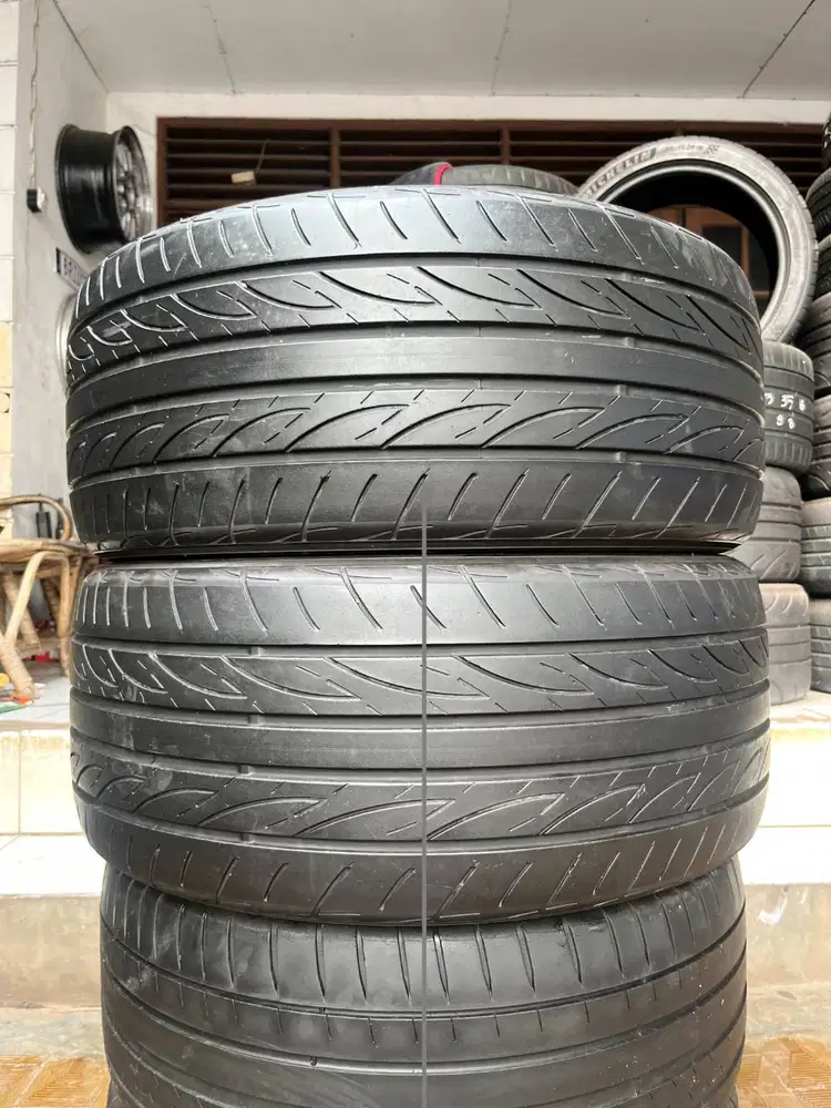 Ban Yokohama Advan Fleva 245 40 r19 2Pcs