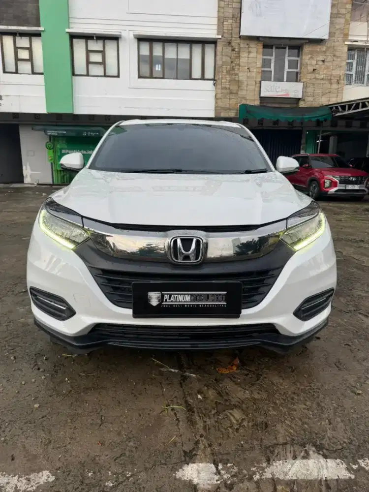 Honda hrv tahun 2021 tipe 1.5 L plus special edition  A/T