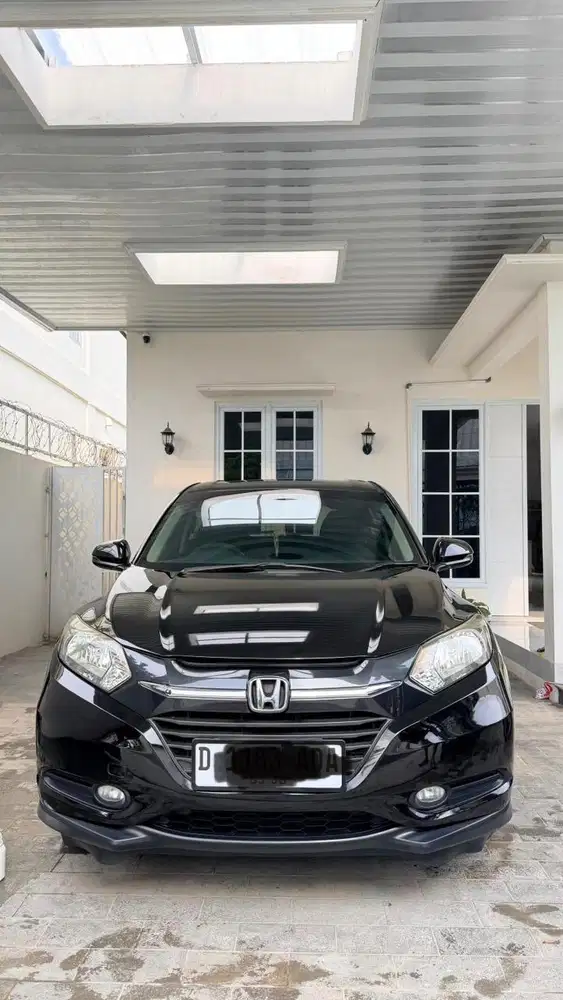 HR-V 2016 hitam plat D muluss