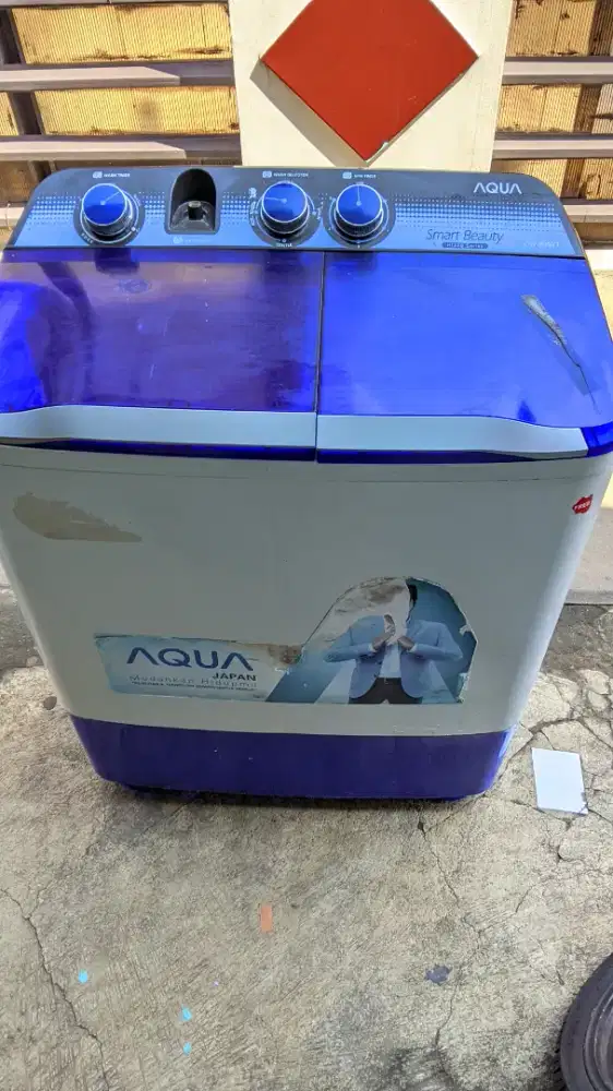 MESIN CUCI 2 TABUNG AQUA 8KG NORMAL.