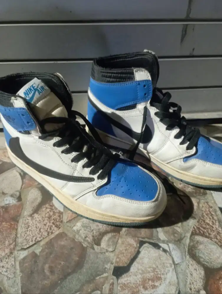 nike Jordan air 1 high biru