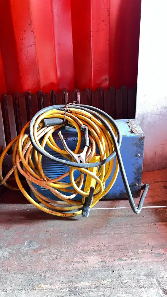 Mesin las inverter / MMA (las listrik)