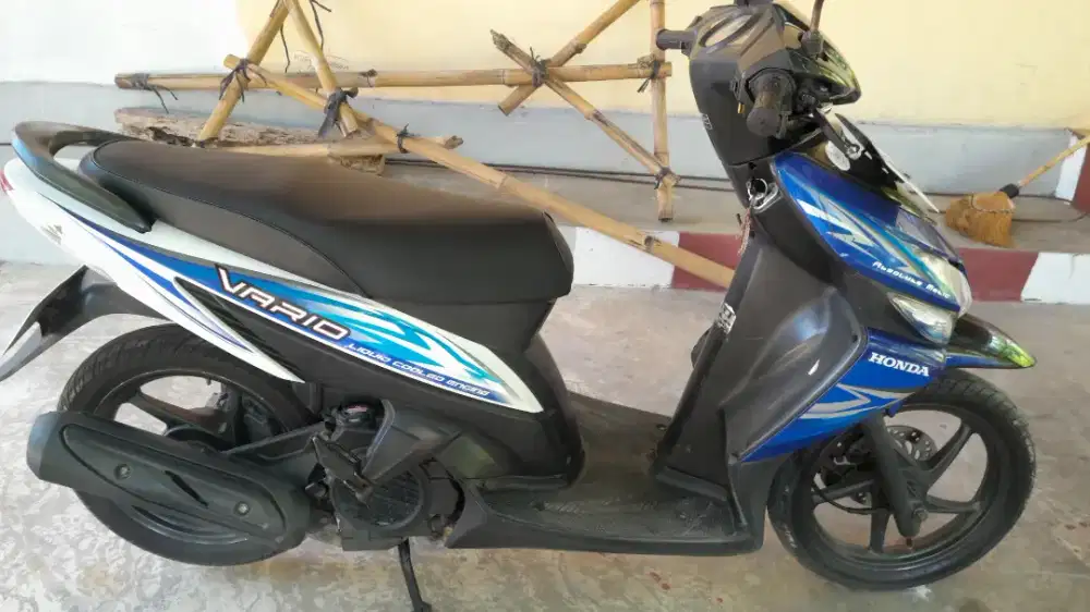 DIJUAL MOTOR HONDA VARIO 2013