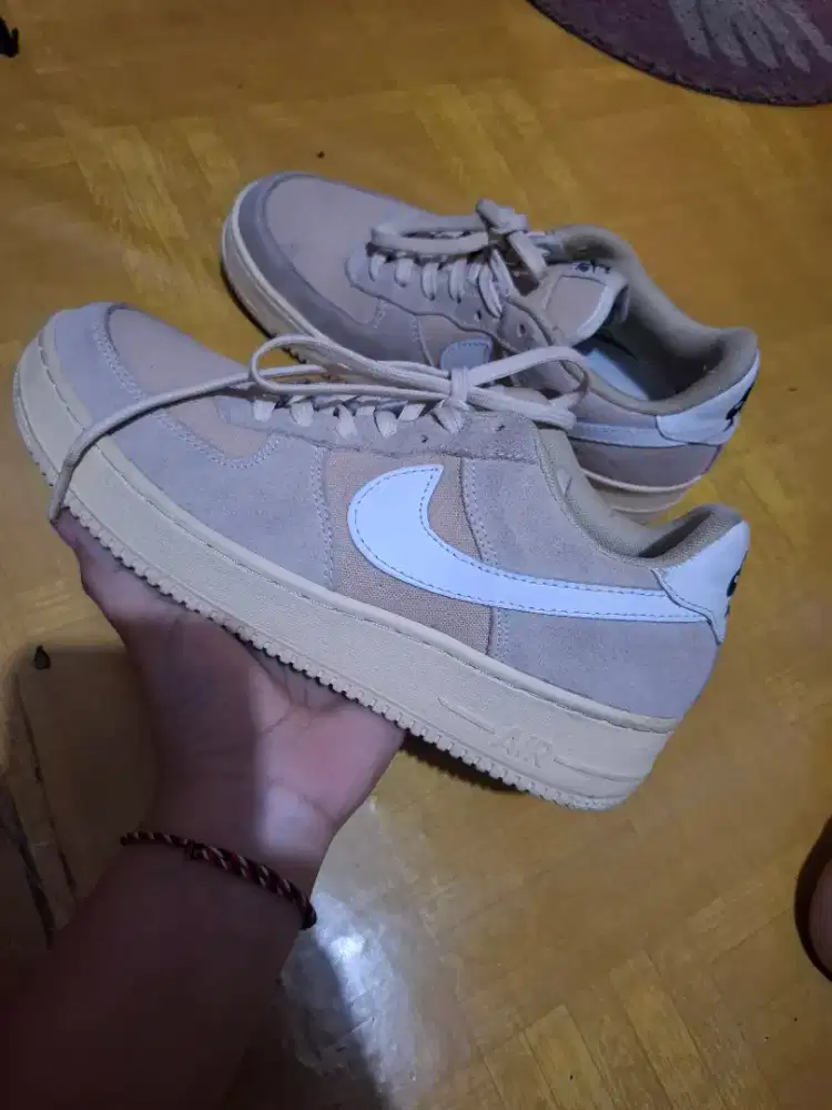 sepatu nike air ori minus dus nya rusak keujanan