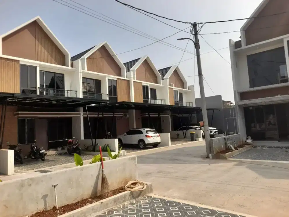 Rumah cluster cakep nih siap huni bangunan kokoh dan megah ,akses 2mobil lingkungan nyaman