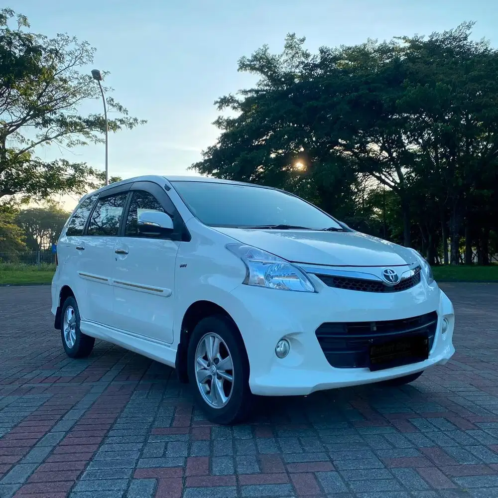 Toyota Avanza Veloz Matic 2013 PAJAK BARU DP 20jt Aja