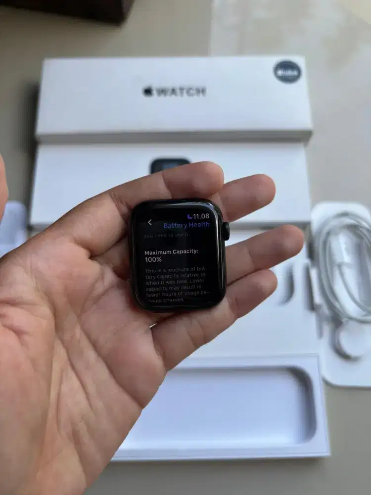 Apple Watch SE 2 44mm Fullset BliBli/iBox - Second Like New Garansi ON