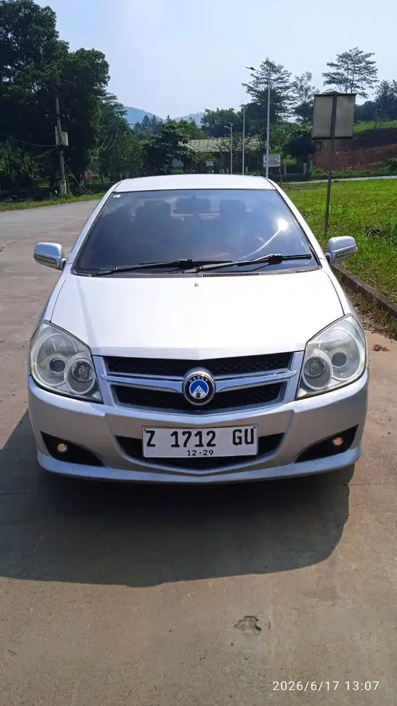 Geely MK 1 2011