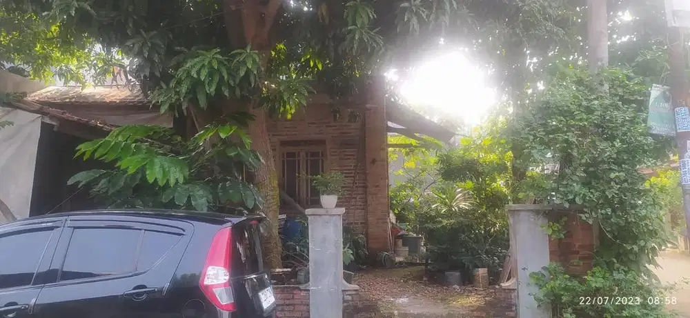 Dijual rumah di komplek villa dago tol