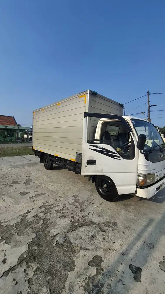 Isuzu NKR Box long engkel Power turbo tgn pertama original