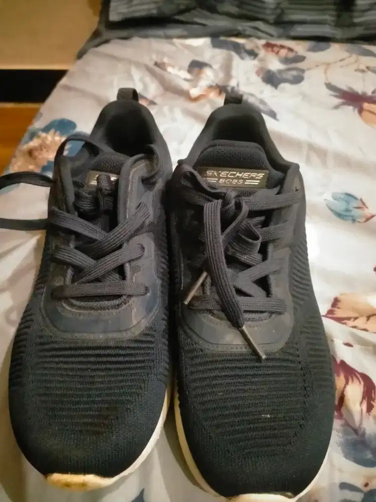 Sepatu Skechers sz 39/40
