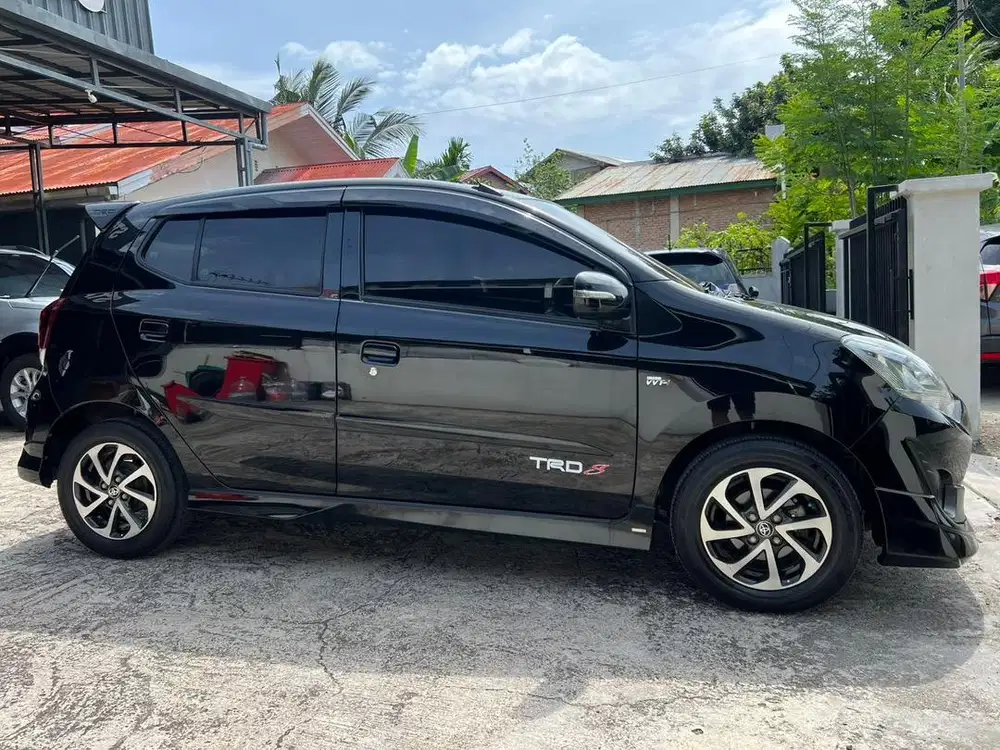 Agya TRD Automatic 2019 kondisi istimewa