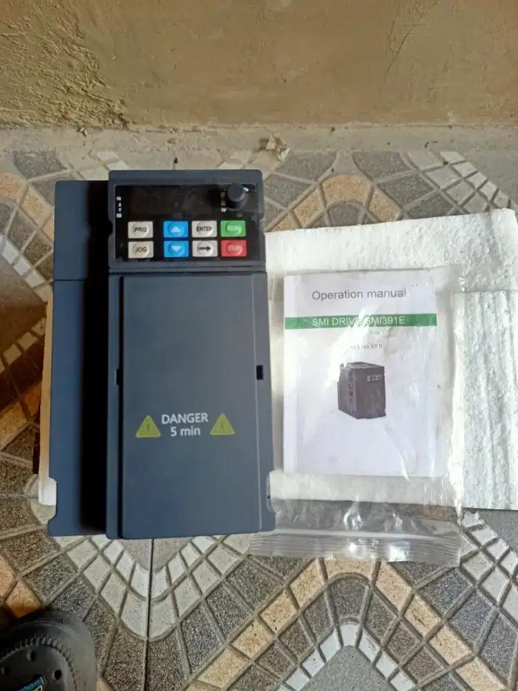 Inverter in 1phase(220) out 3phase 2.2kw