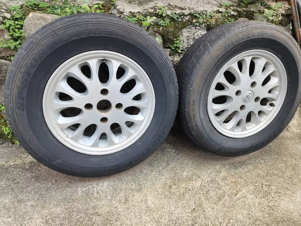 2 unit Velg OEM kijang Krista R15 PCD 4x114