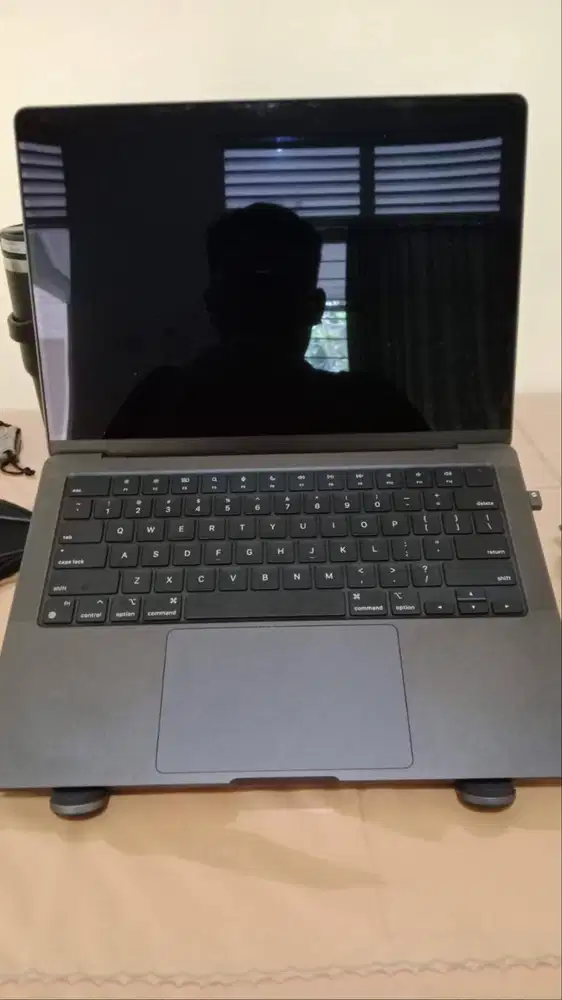 MacBook Pro 14 M4 Pro (Varian Terbaru)  24/512GB  CC 36 BH 100%