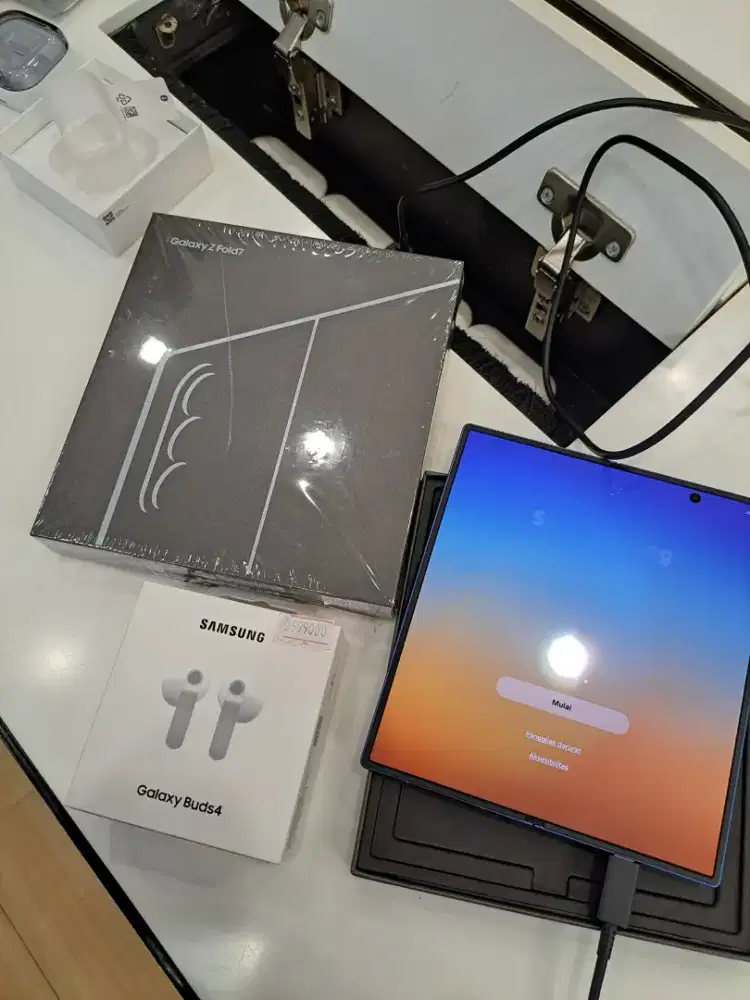BELI GALAXY ZFOLD7 GRATIS GALAXY BUDS 4PRO / TABLET A11 SIMCARD